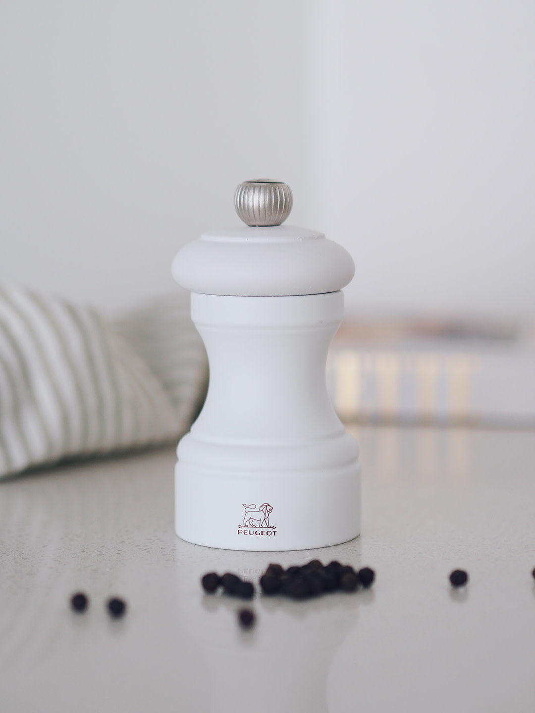 Bistro Salt and Pepper Mills | White